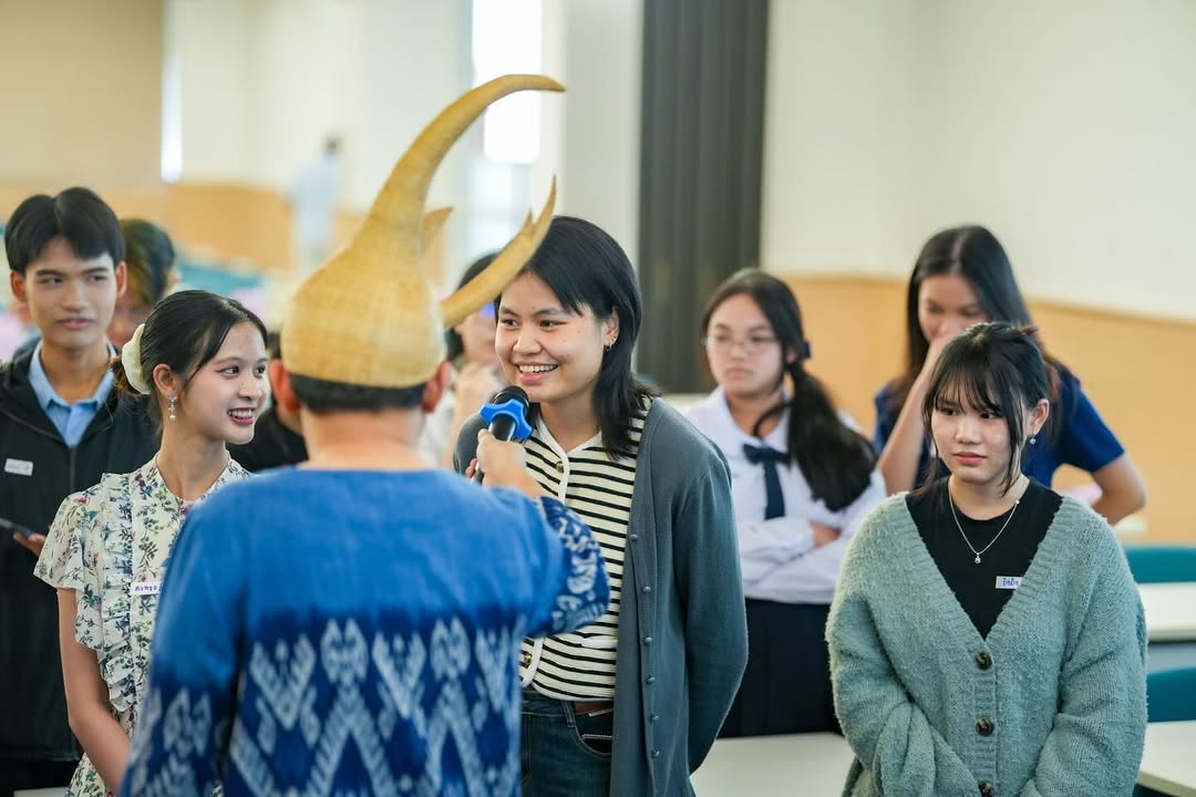 ภาพบรรยากาศเวิร์กช็อปเขียนเพลงกับแมงคาม — Green Talent Generation — คณะนิเทศศาสตร์ จุฬาฯ (2025)