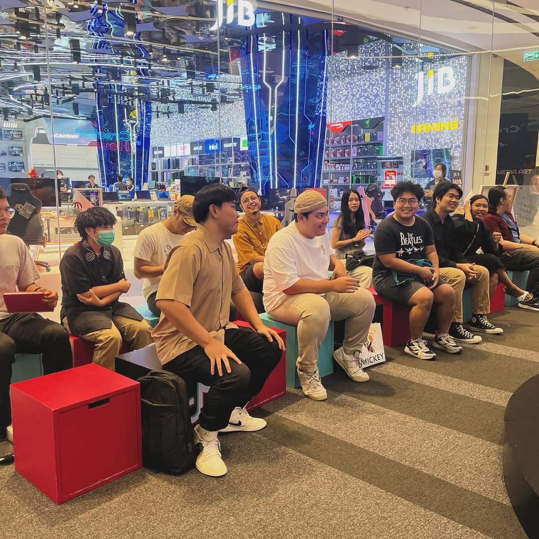 ภาพบรรยากาศเวิร์กช็อปเขียนเพลงกับแมงคาม — TikTok Creator House — Siam Paragon (2024)